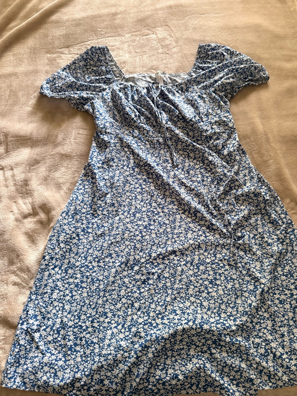 Blue Floral Puff-Sleeve Dress